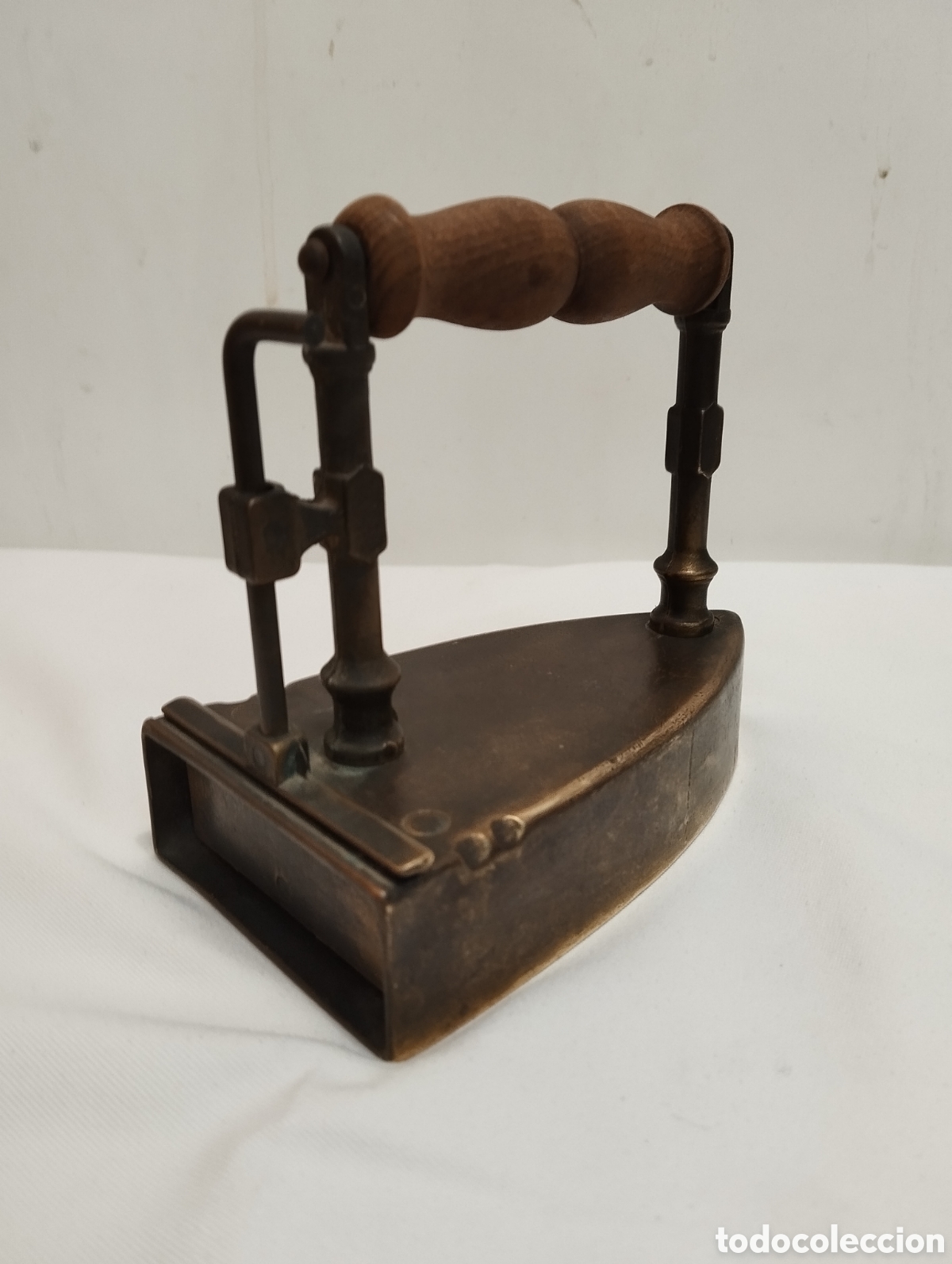 Antig&uuml;edades: Plancha de bronce sovi&eacute;tica - Foto 2