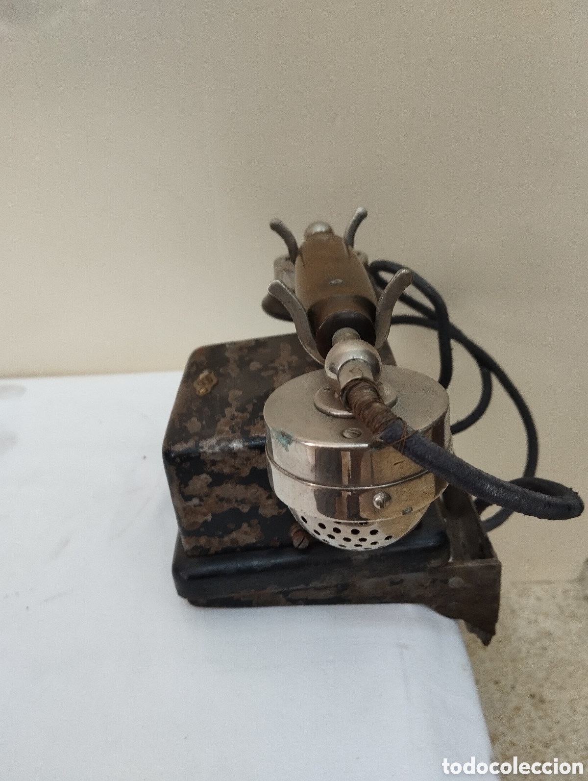 Tel&eacute;fonos: Tel&eacute;fono antiguo de hierro - Foto 4