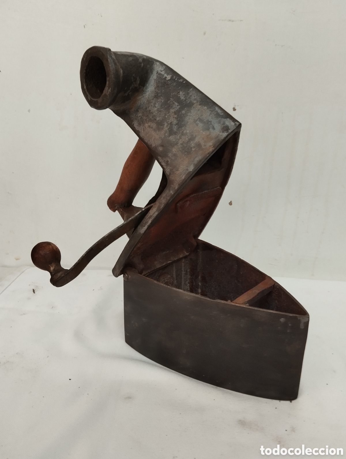 Antig&uuml;edades: Plancha de carb&oacute;n - Foto 7