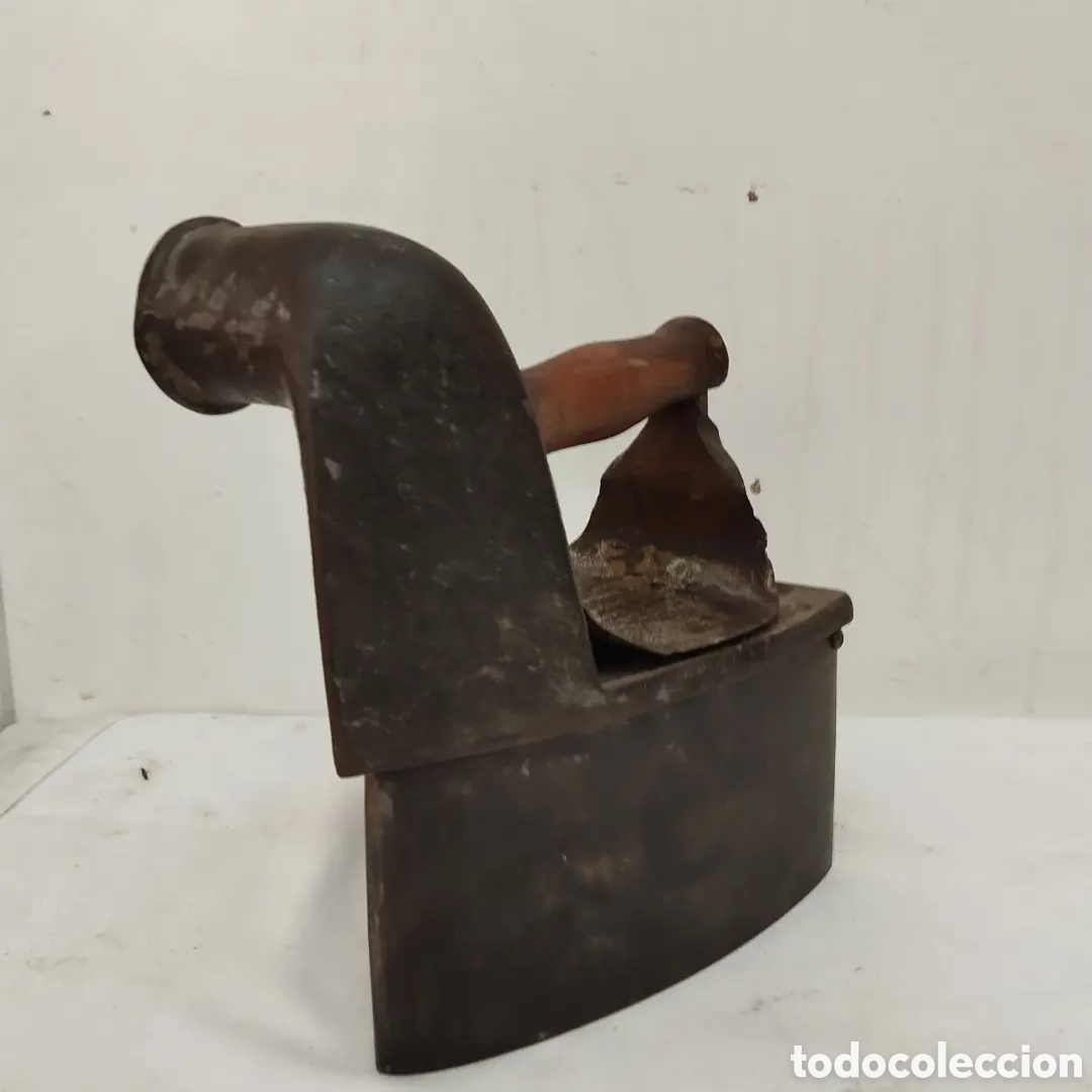 Antig&uuml;edades: Plancha de carb&oacute;n - Foto 11