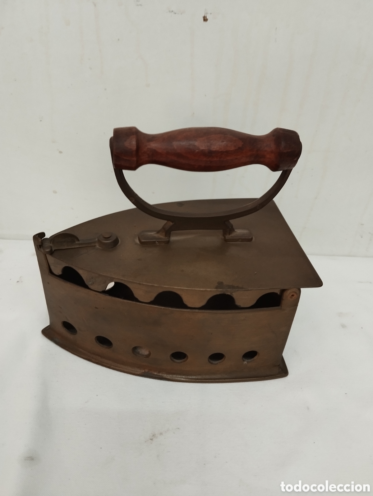 Antig&uuml;edades: Plancha de carb&oacute;n de bronce - Foto 13