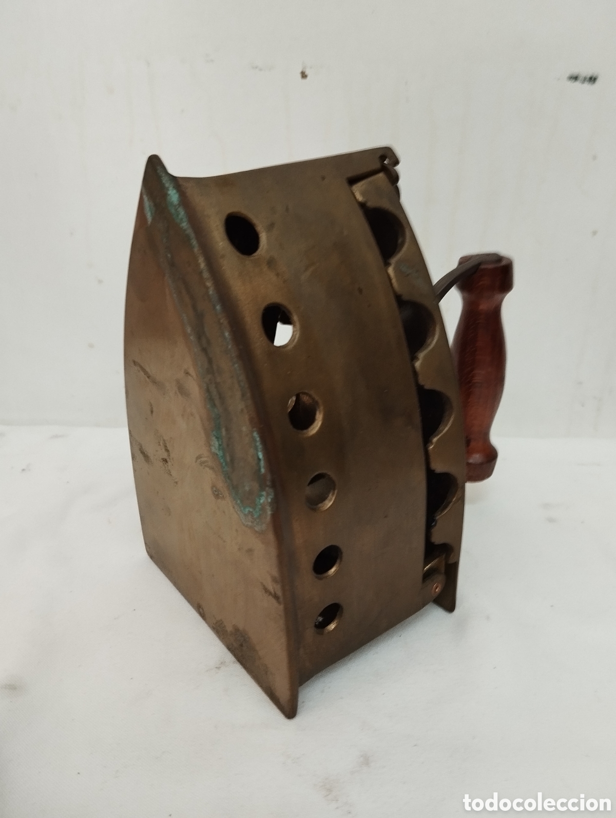 Antig&uuml;edades: Plancha de carb&oacute;n de bronce - Foto 14