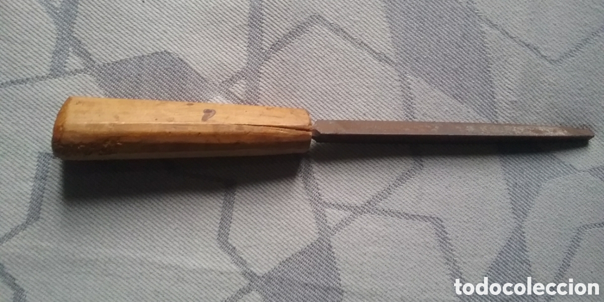 Antig&uuml;edades: ANTIGUA LIMA CARPINTERO.TRIANGULAR.MANGO DE MADERA. - Foto 6