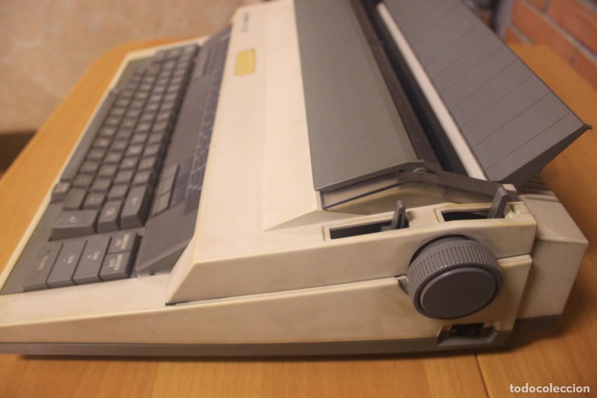 Antig&uuml;edades: M&Aacute;QUINA DE ESCRIBIR EL&Eacute;CTRICA - Foto 2
