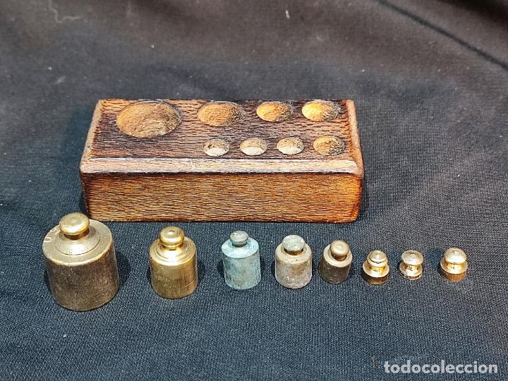 Antig&uuml;edades: TACO DE MADERA COMPLETO CONJUNTO DE 50 GRAMOS - Foto 4