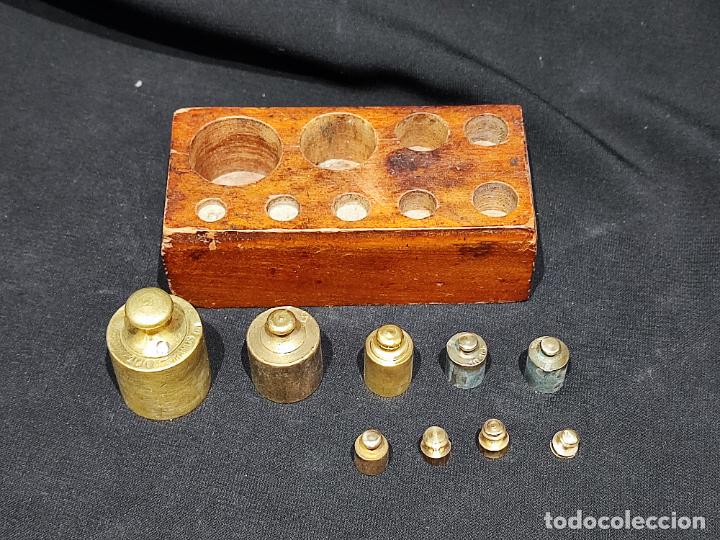 Antig&uuml;edades: TACO DE MADERA COMPLETO CONJUNTO DE 100 GRAMOS - Foto 4