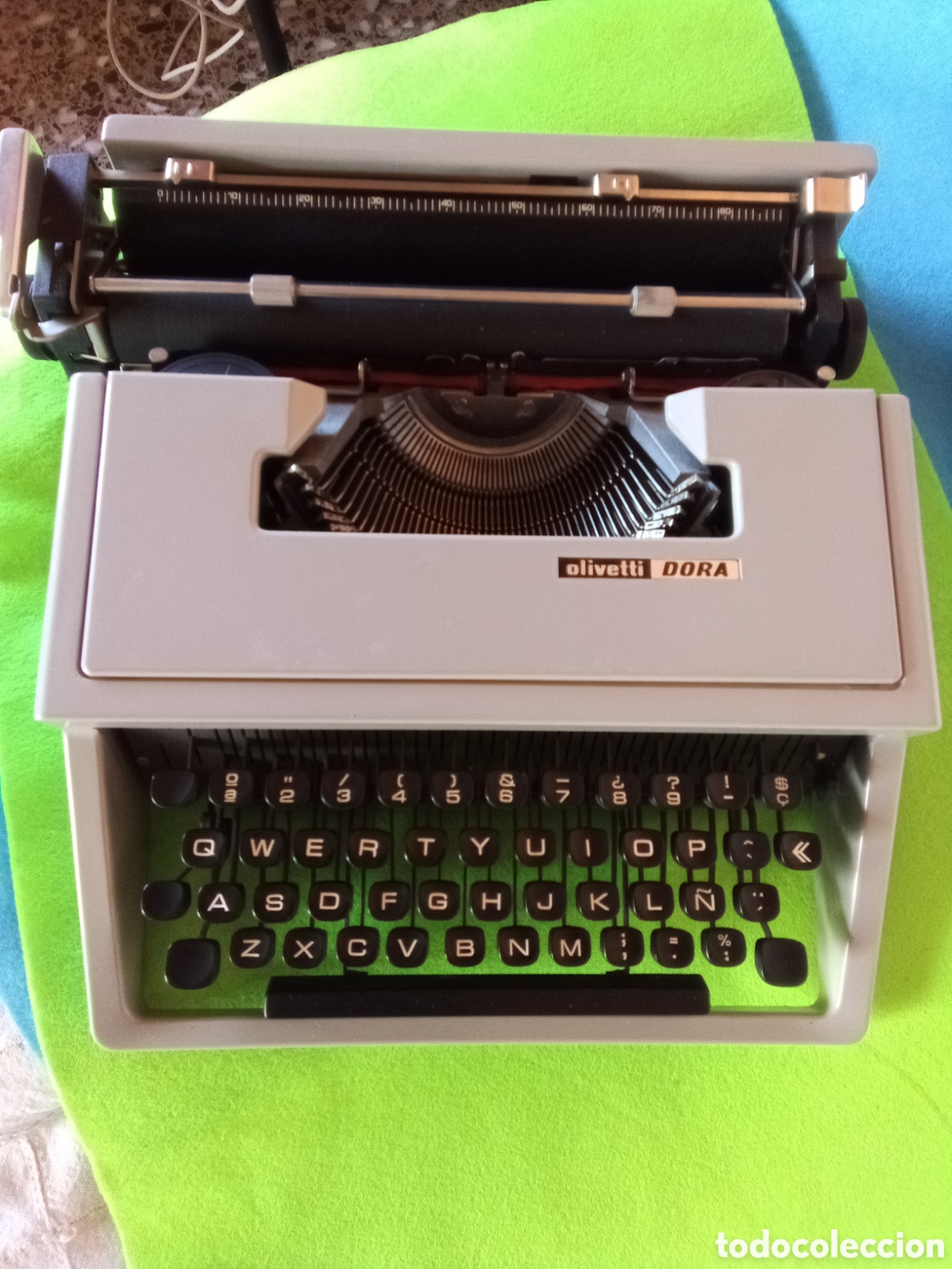 maquina de escribir olivetti dora - Compra venta en todocoleccion