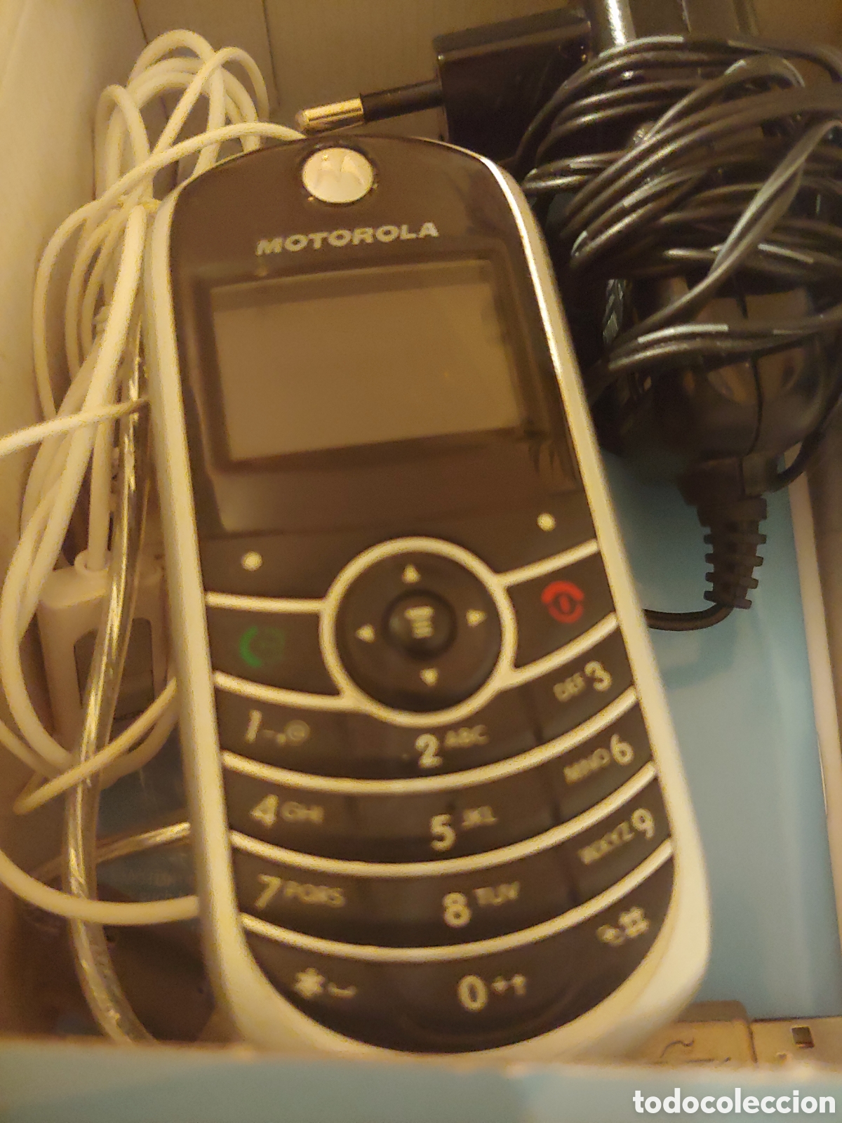 Tel&eacute;fonos: Antiguo tel&eacute;fono Motorola C139 - Foto 3