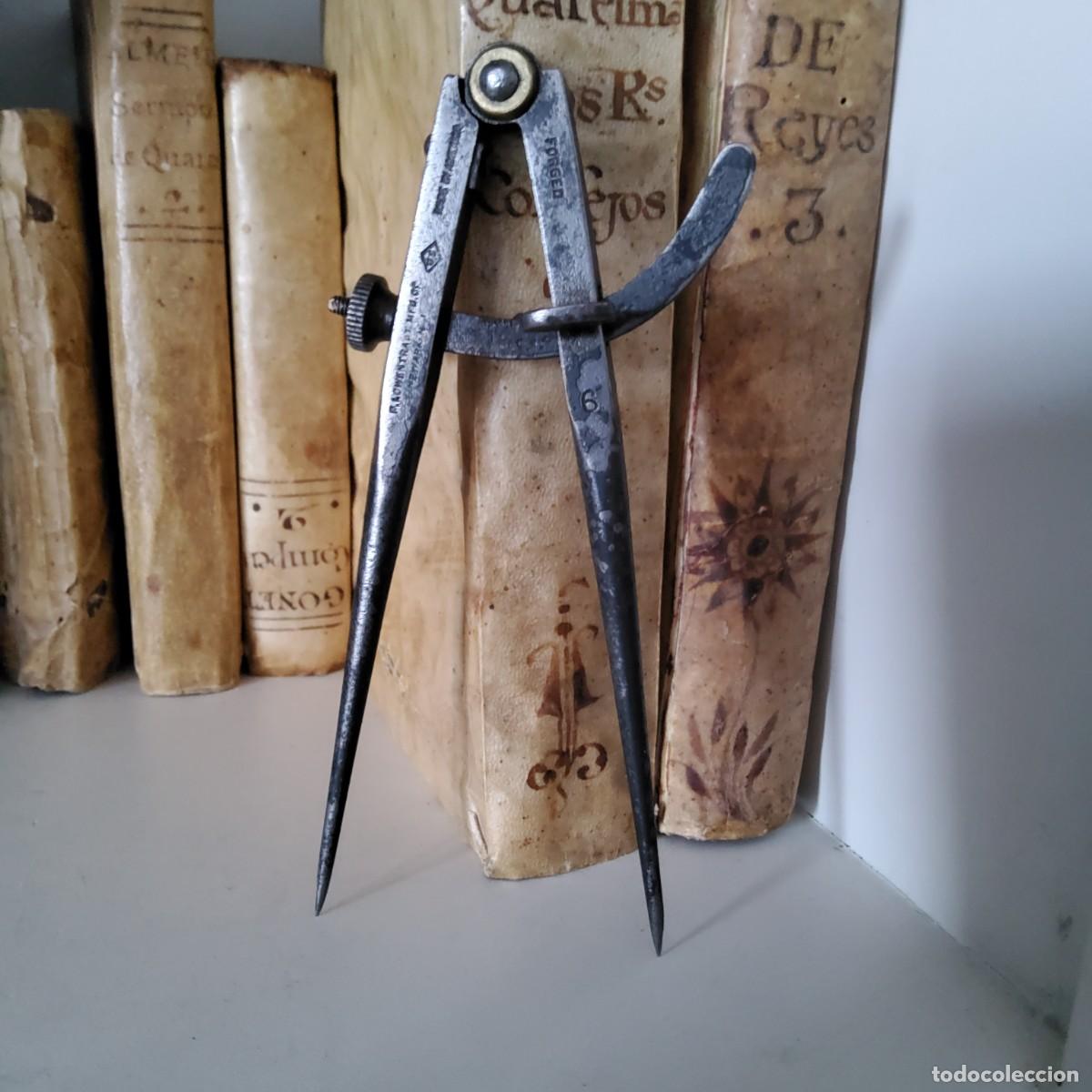 Antig&uuml;edades: ANTIGUO COMPAS DE HIERRO - Foto 1