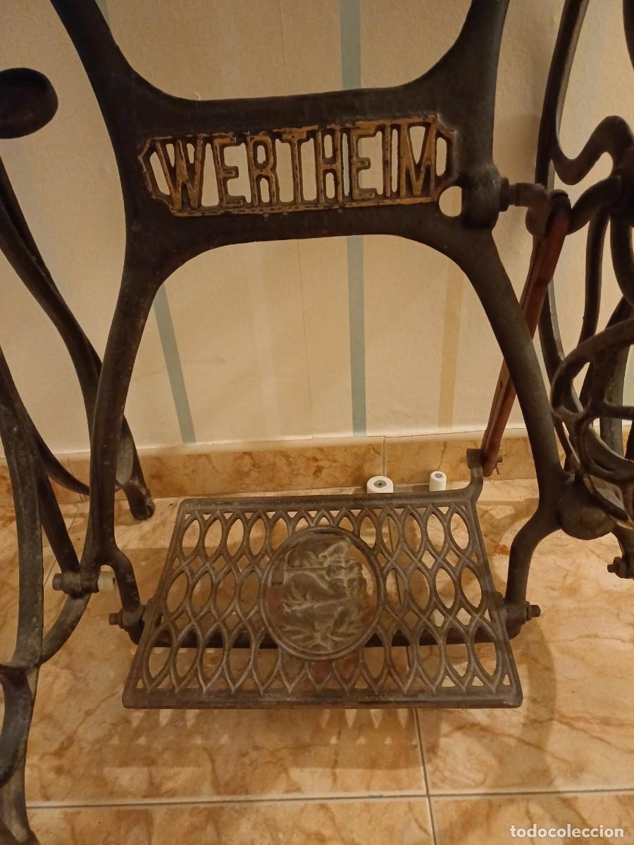 Antig&uuml;edades: Maquina de coser Wertheim - Foto 4