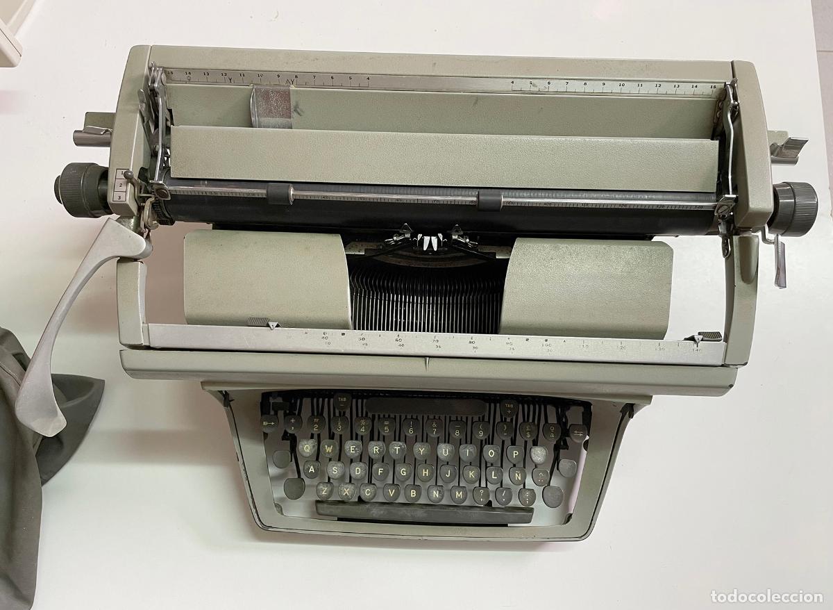 Antig&uuml;edades: M&aacute;quina de escribir Underwood Touch master Five - Foto 3