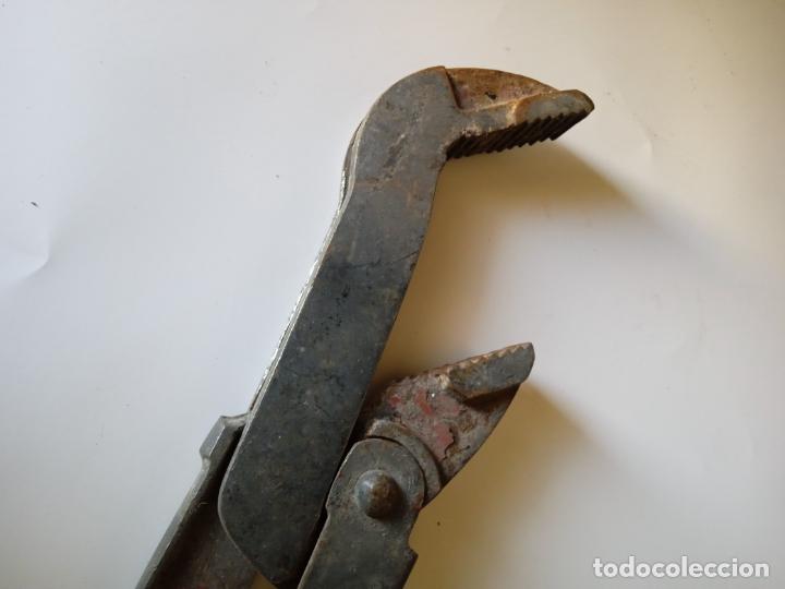 Antig&uuml;edades: LLAVE DE GRIFA - LARGO TOTAL CERRADA: 44.5 cm. - Foto 4