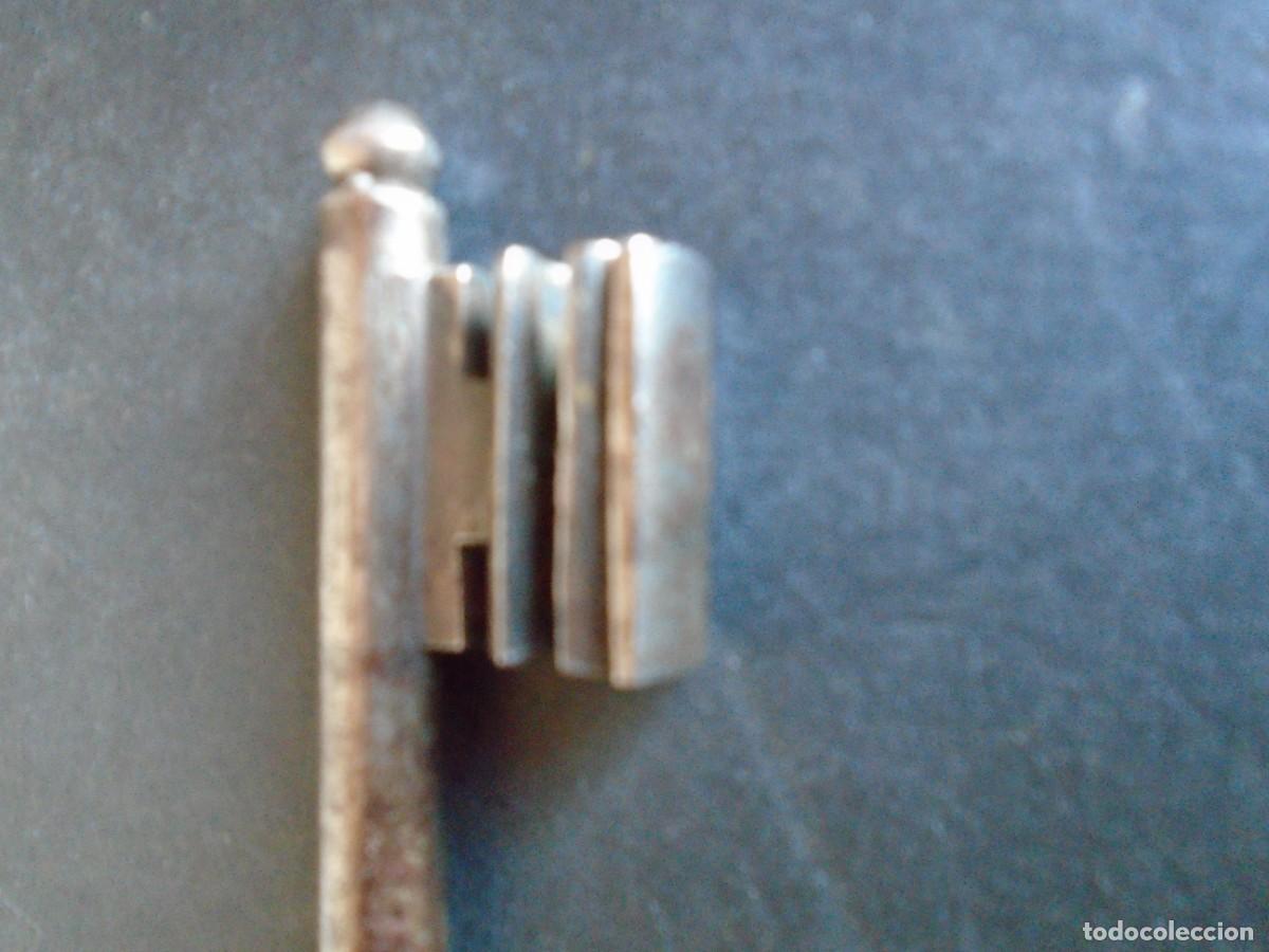 Antig&uuml;edades: (LLA-511)LLAVE DE FORJA - Foto 3