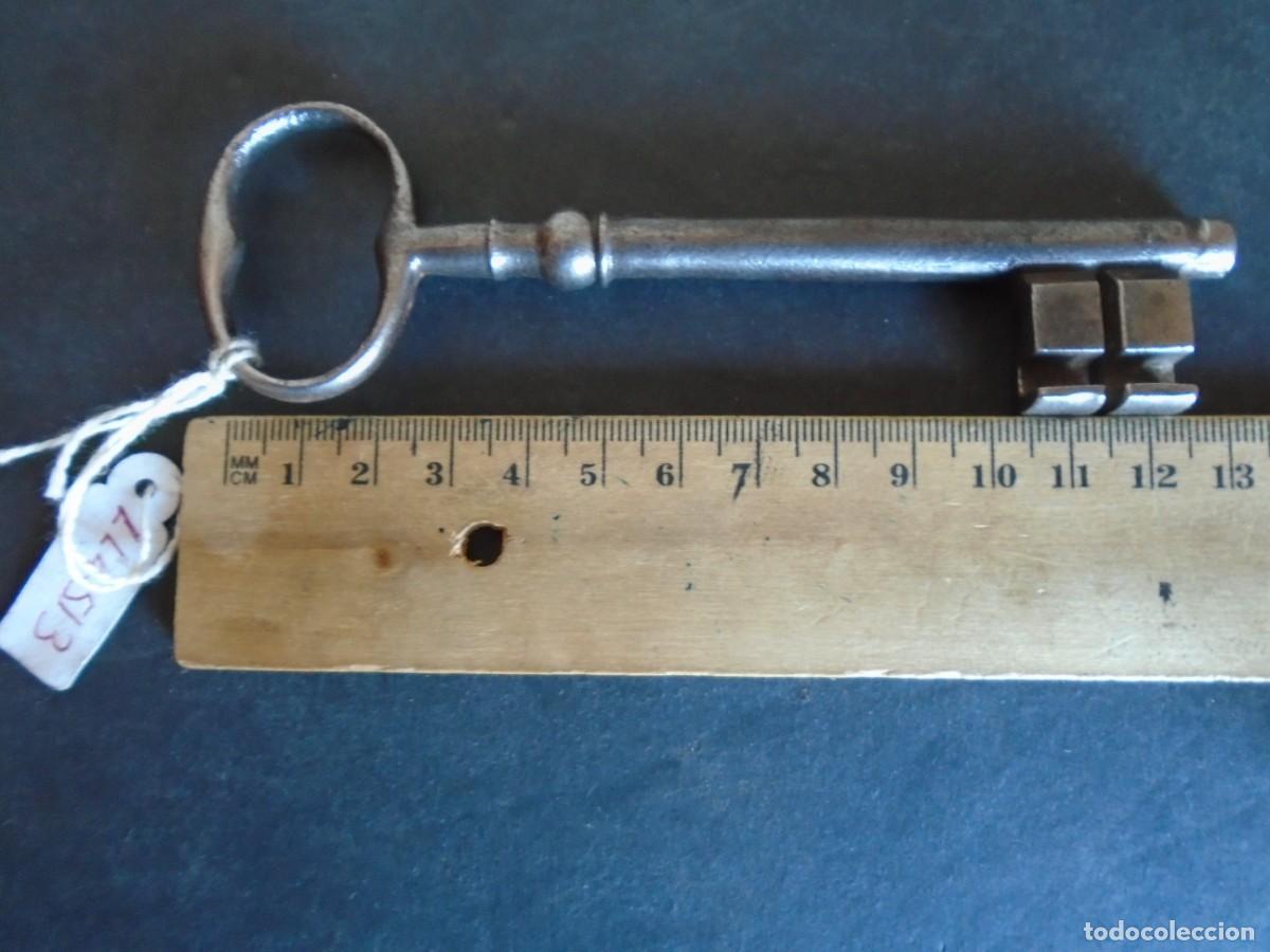Antig&uuml;edades: (LLA-513)LLAVE DE FORJA - Foto 2