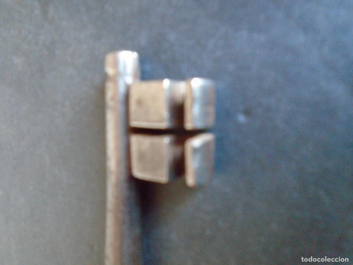 Antig&uuml;edades: (LLA-513)LLAVE DE FORJA - Foto 3