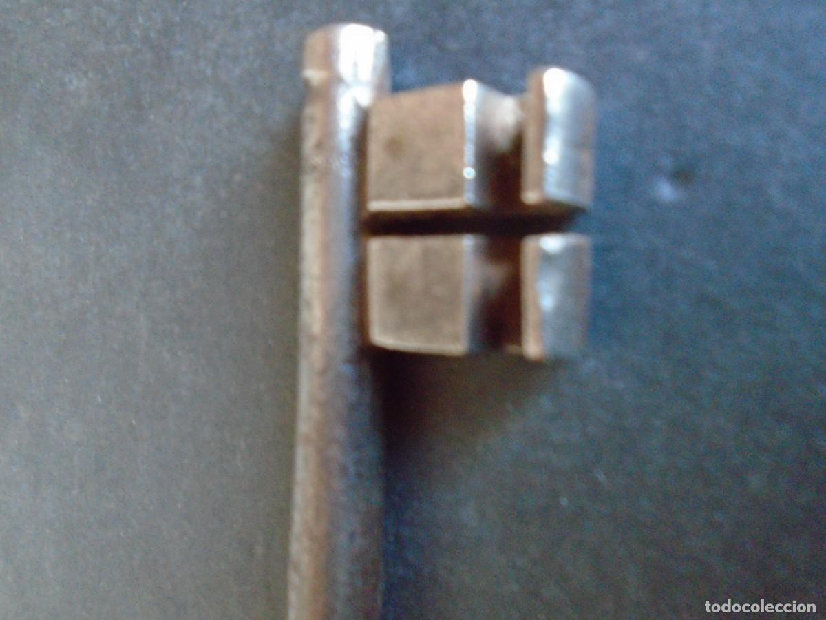 Antig&uuml;edades: (LLA-513)LLAVE DE FORJA - Foto 4