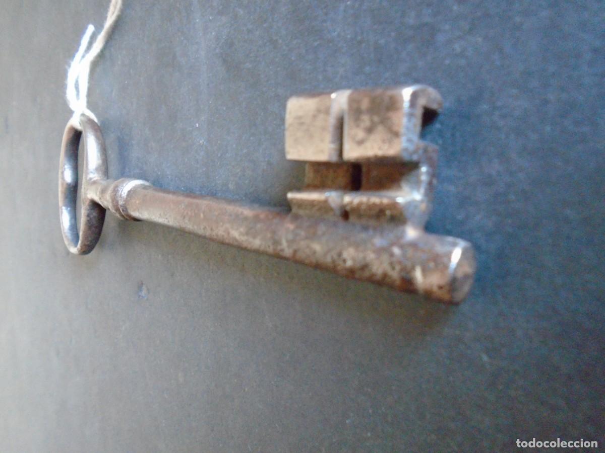 Antig&uuml;edades: (LLA-513)LLAVE DE FORJA - Foto 7
