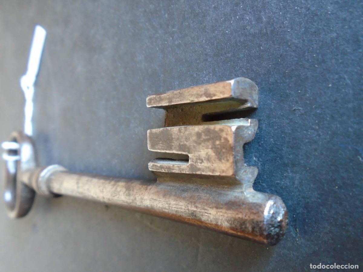 Antig&uuml;edades: (LLA-515)LLAVE DE FORJA - Foto 6