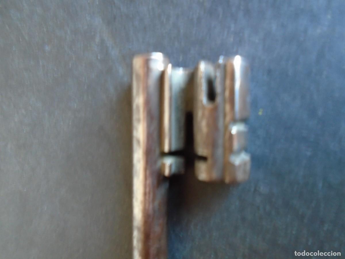 Antig&uuml;edades: (LLA-516)LLAVE DE FORJA - Foto 3