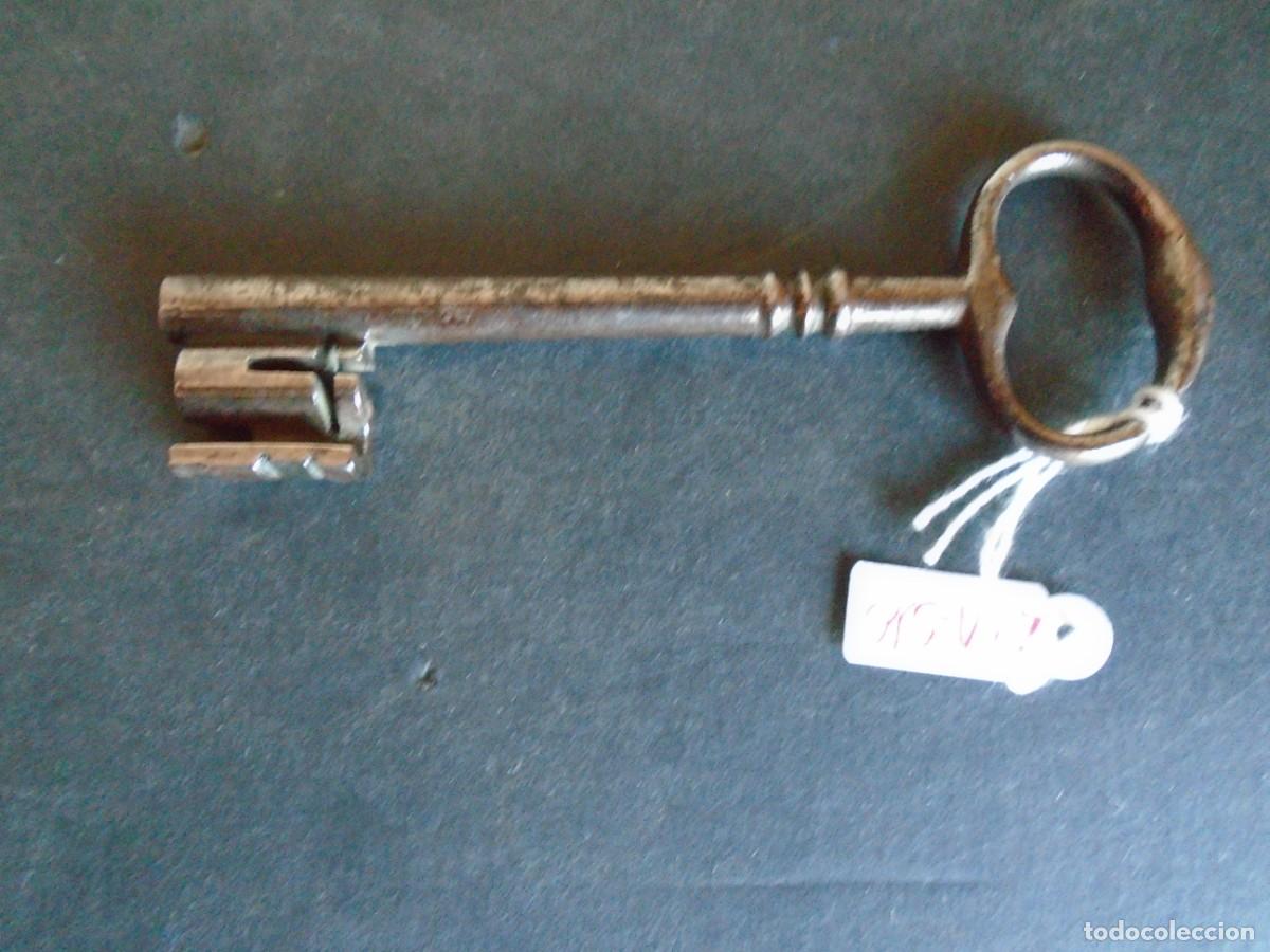 Antig&uuml;edades: (LLA-516)LLAVE DE FORJA - Foto 4