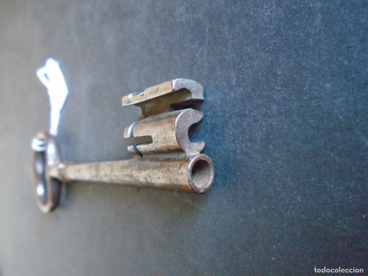 Antig&uuml;edades: (LLA-516)LLAVE DE FORJA - Foto 6