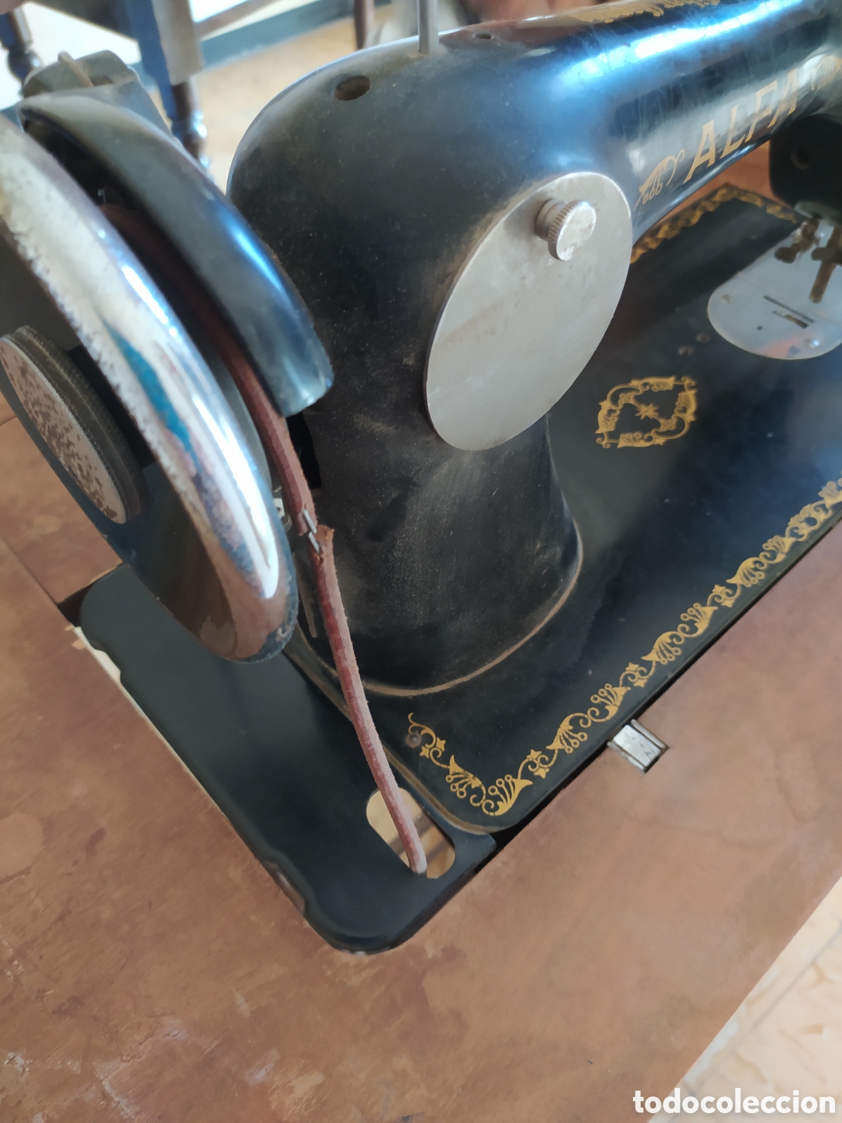 Antig&uuml;edades: M&aacute;quina de coser a&ntilde;os 40 - Foto 10