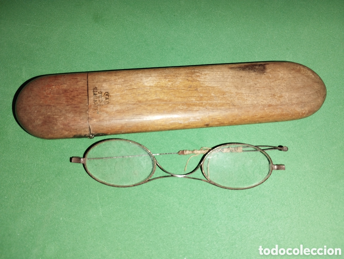 Antig&uuml;edades: Antiguas gafas con estuche de madera - Foto 6
