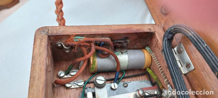 Tel&eacute;fonos: ANTIGUO TELEFONO DE PARED, EN MADERA. - Foto 12