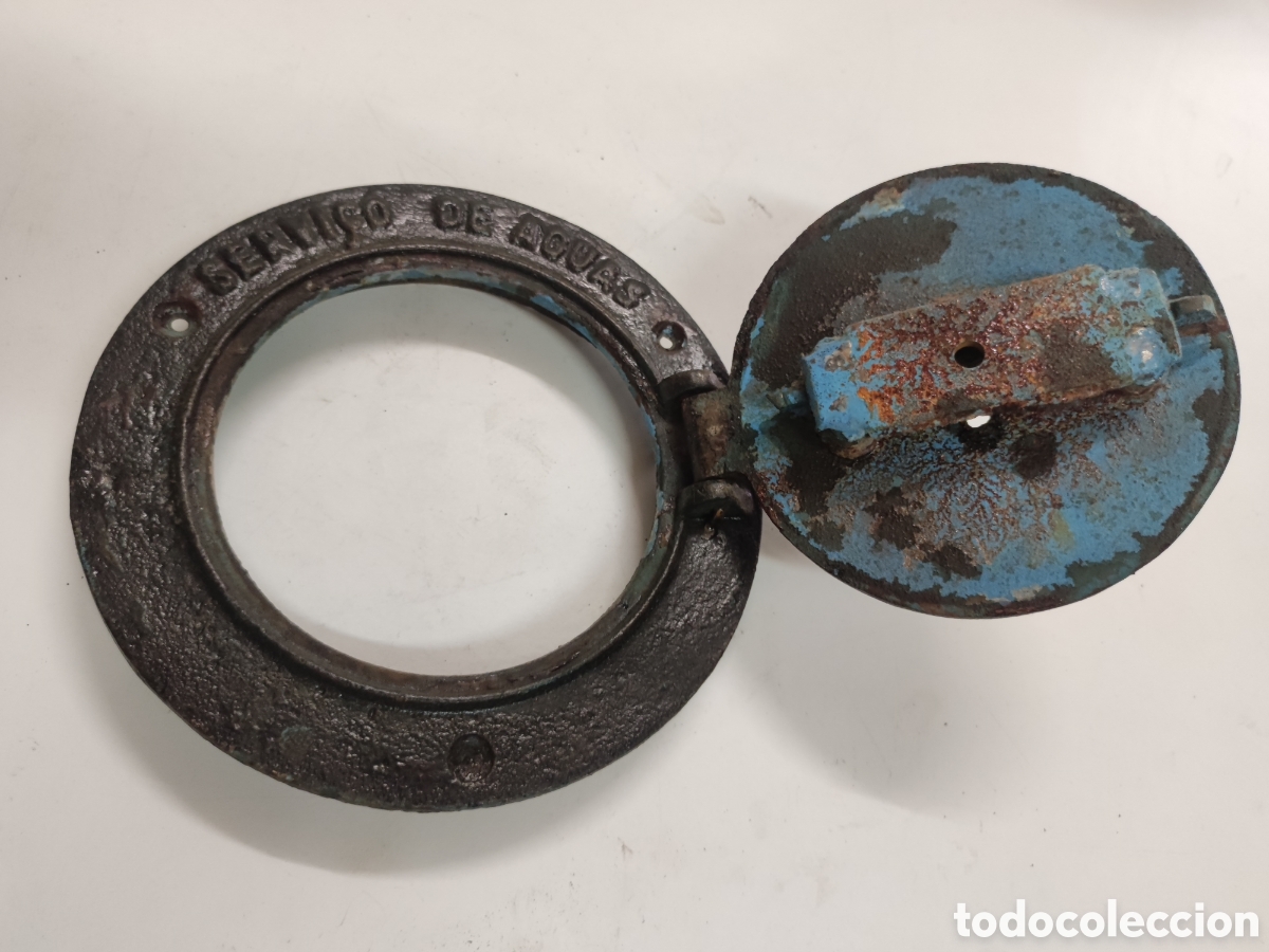 Antig&uuml;edades: Tapa Servicio de Aguas - Foto 3