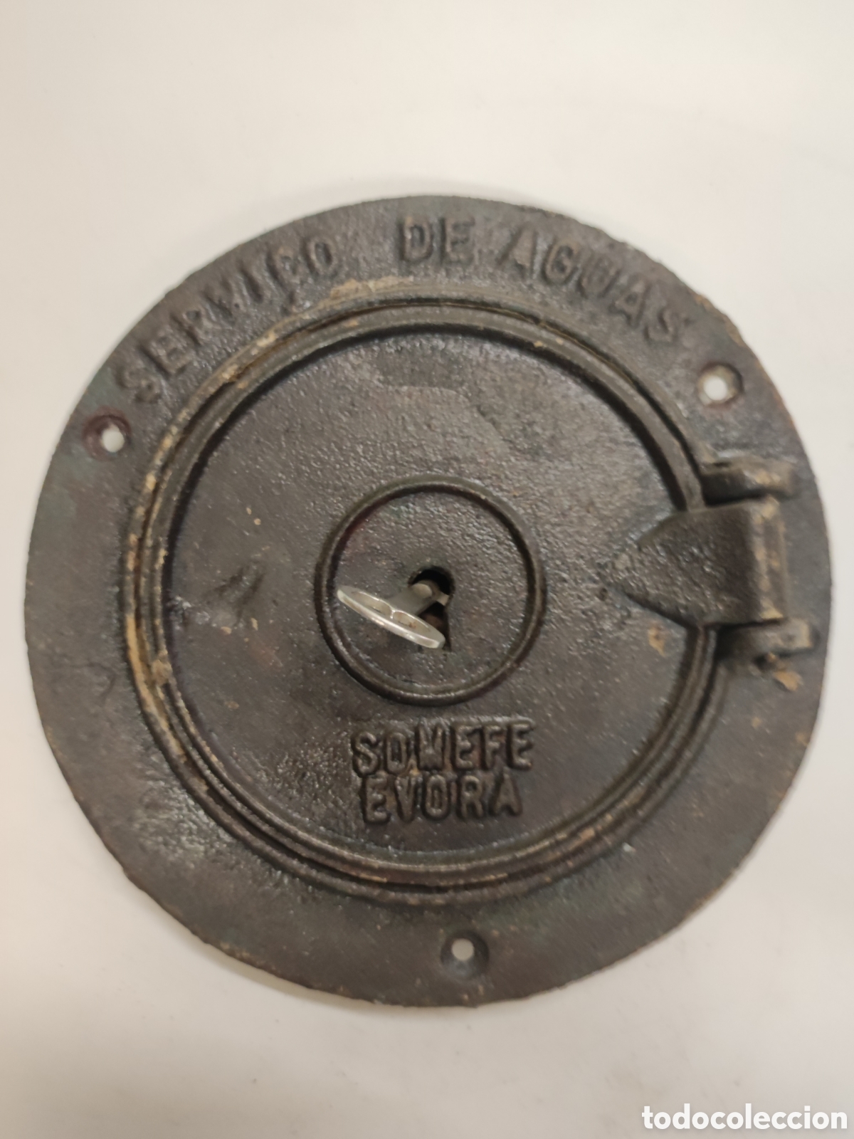Antig&uuml;edades: Tapa Servicio de Aguas Hierro - Foto 1