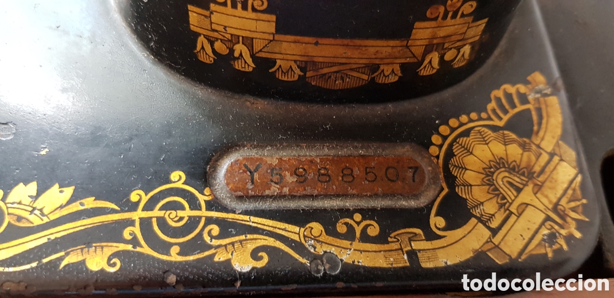 Antig&uuml;edades: Mueble maquina coser singer - Foto 9