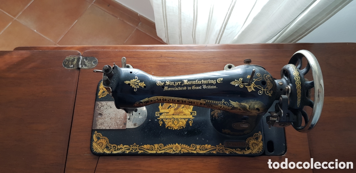Antig&uuml;edades: Mueble maquina coser singer - Foto 10