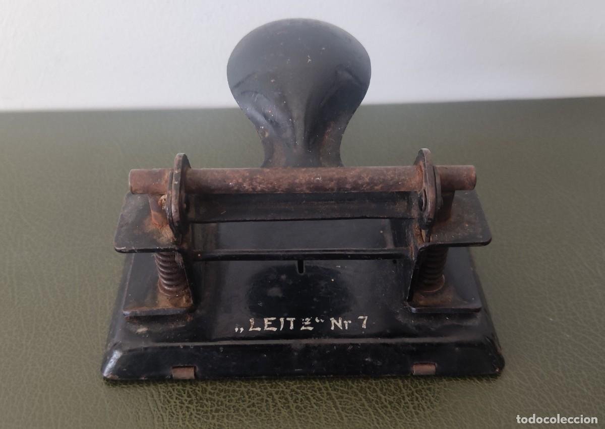 LEITZ Nº 7 - Antigua perforadora, taladradora de papel, agujereadora.
