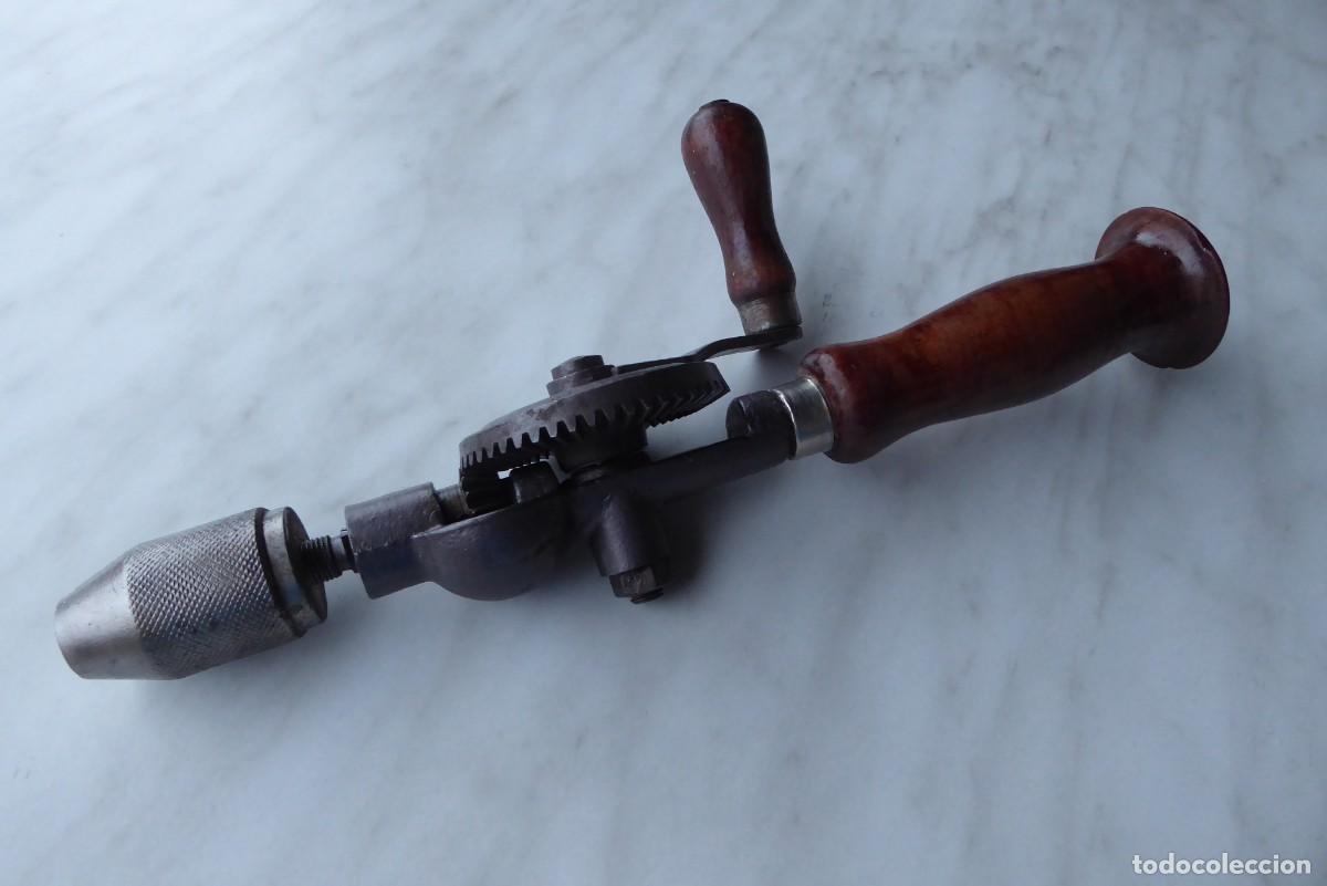 Antig&uuml;edades: PARAFUSA O TALADRO MANUAL - Foto 1