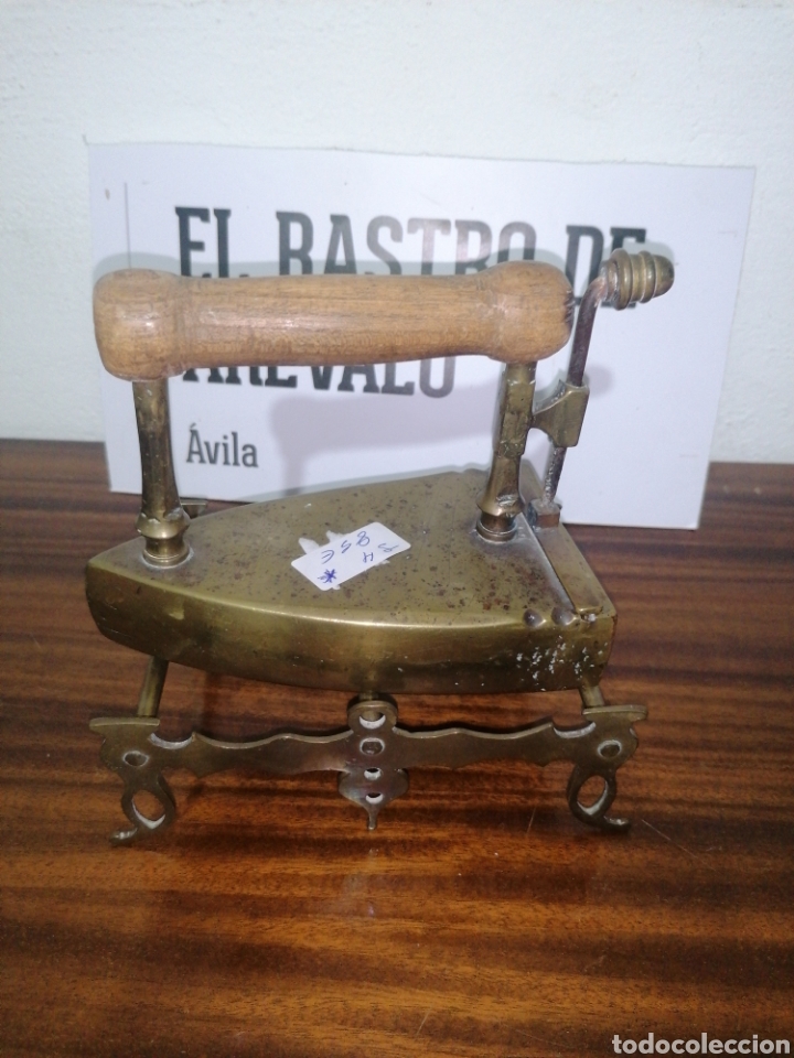 Antig&uuml;edades: Plancha con soporte - Foto 1