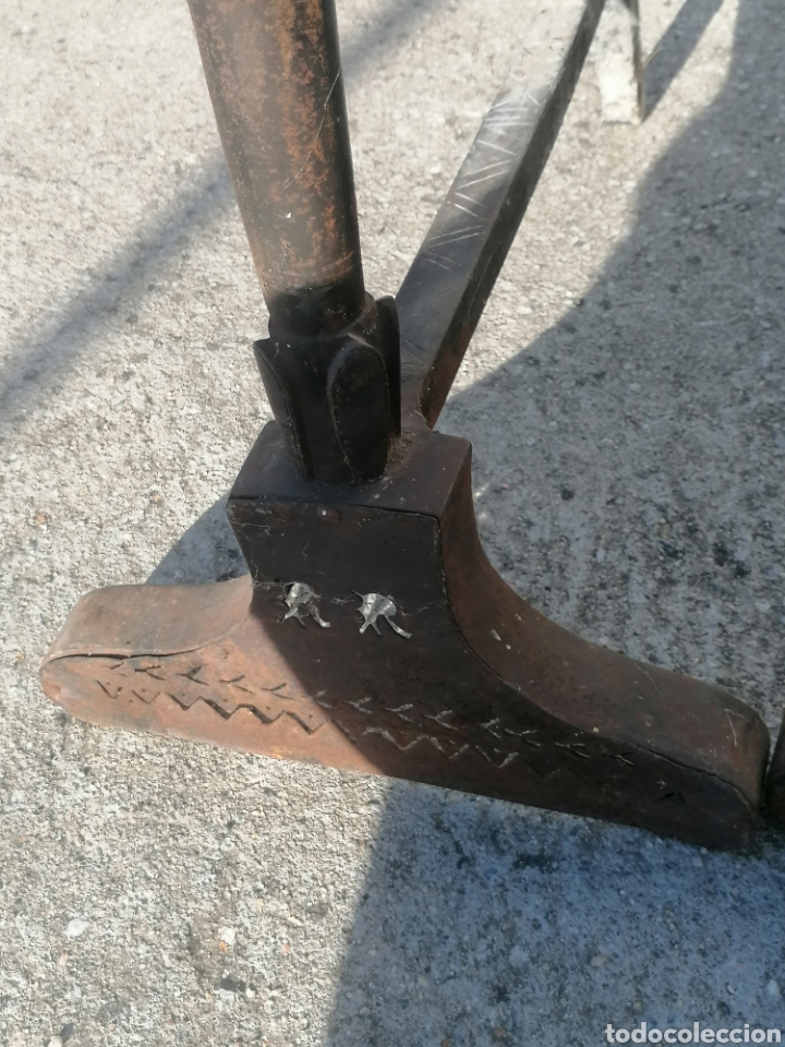 Antig&uuml;edades: Morillo de chimenea - Foto 5