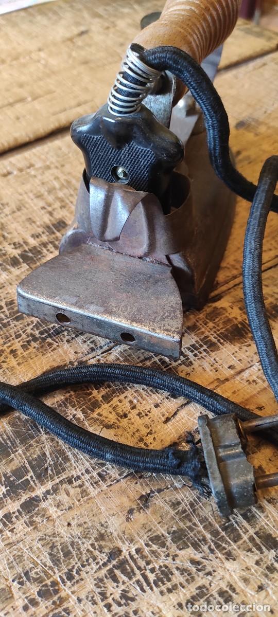Antig&uuml;edades: PLANCHA EL&Eacute;CTRICA ANTIGUA - Foto 3