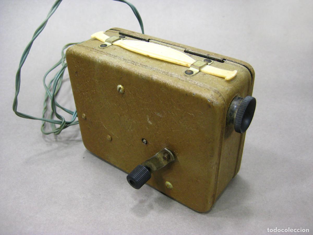Antig&uuml;edades: PROYECTOR DE CINE MICROCINE JEFE DE 8 MM. - Foto 2