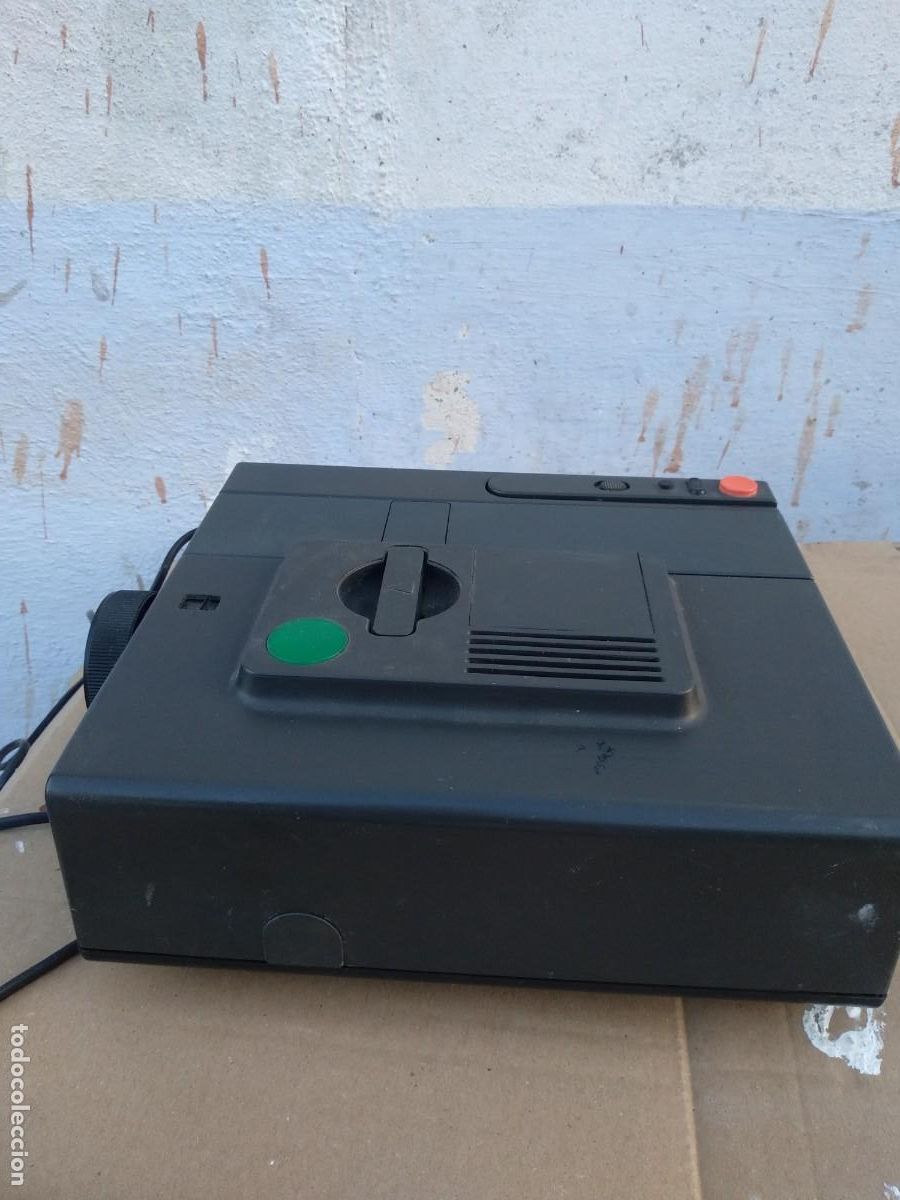 Antig&uuml;edades: Proyector de diapositivas - Foto 3