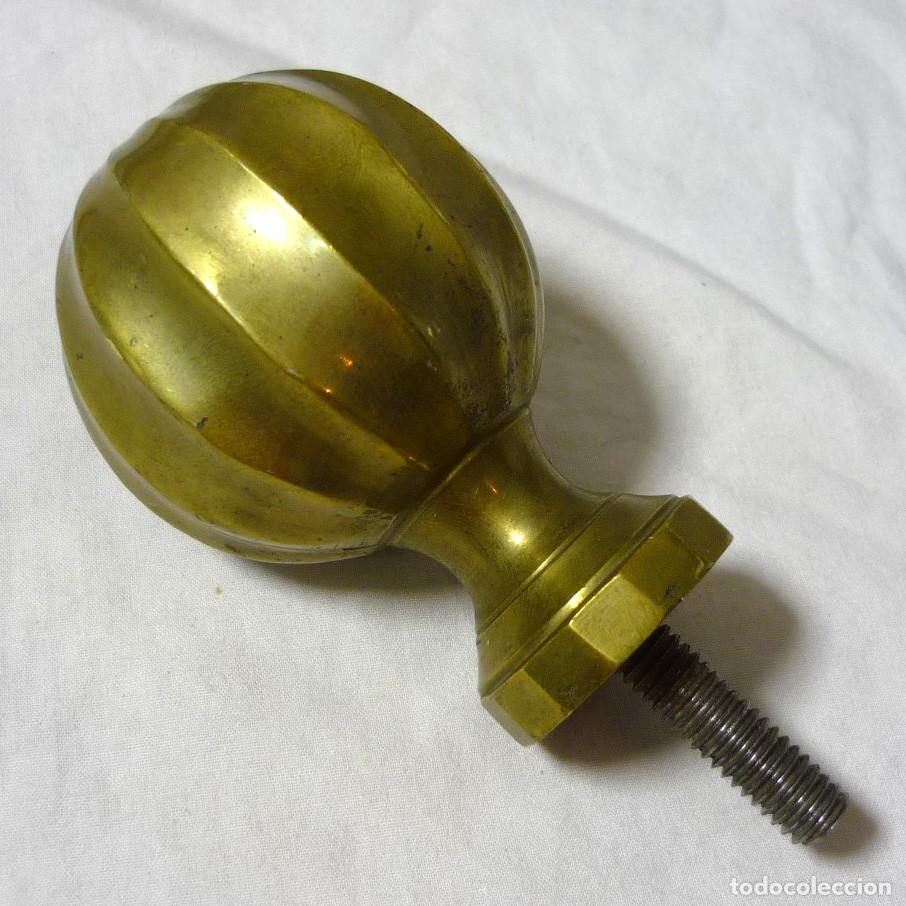 Antig&uuml;edades: Aplique pomo remate de bronce - Foto 1