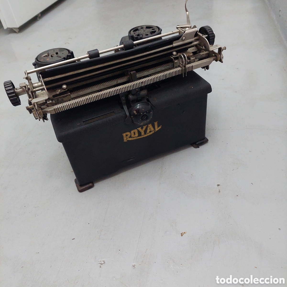 Antig&uuml;edades: Maquina escribir Royal - Foto 3