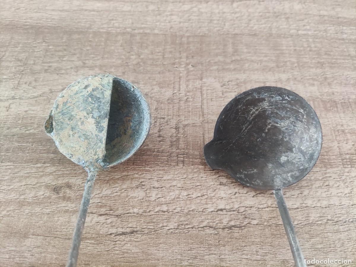 Antig&uuml;edades: CRISOL CAZO DE FUNDICION CON VERTEDERA - LOTE DE 2 - 30 cm - Foto 2