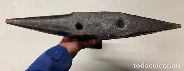 Antig&uuml;edades: Yunque bigornia de 15 kg. - Foto 2