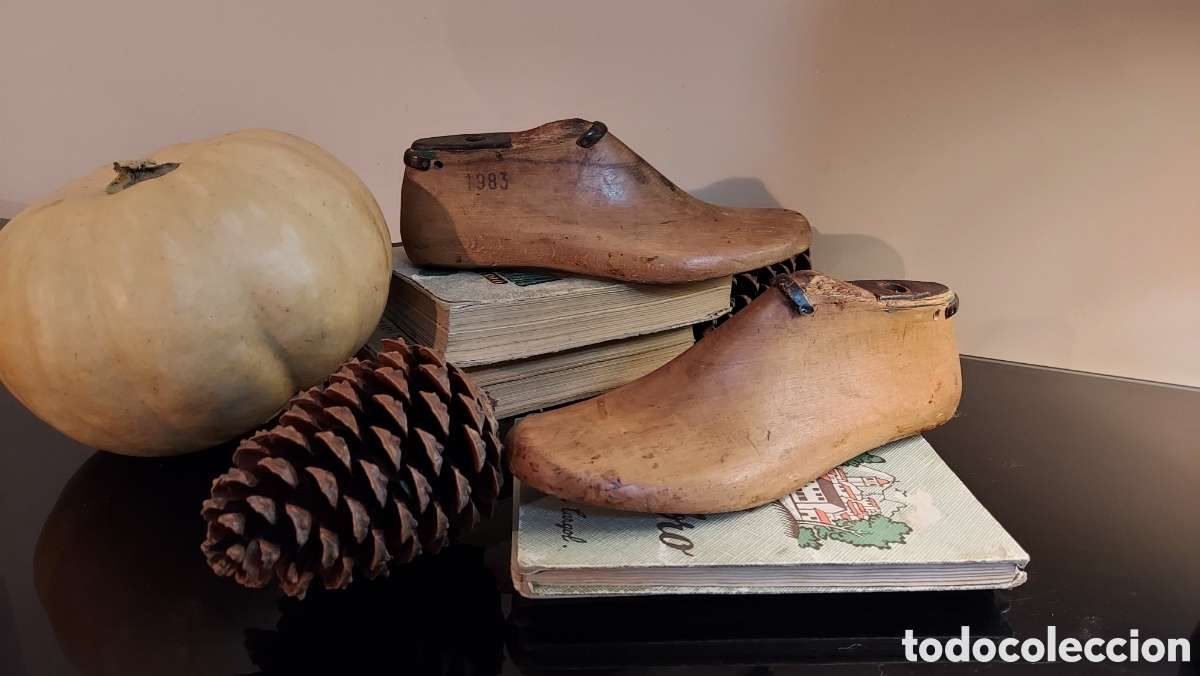 Antig&uuml;edades: Hormas de zapatero talla 36 - Foto 3