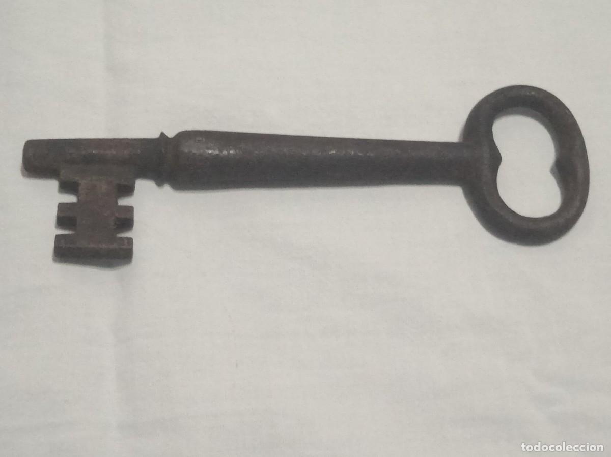 Antig&uuml;edades: Llave Antigua de hierro - Foto 5