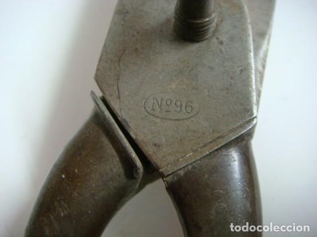 Antig&uuml;edades: TIJERAS DE SASTRE N&ordm;-96-(&) - Foto 3