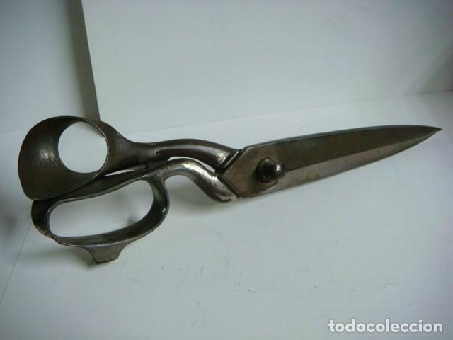 Antig&uuml;edades: TIJERAS DE SASTRE N&ordm;-8-(&) - Foto 4