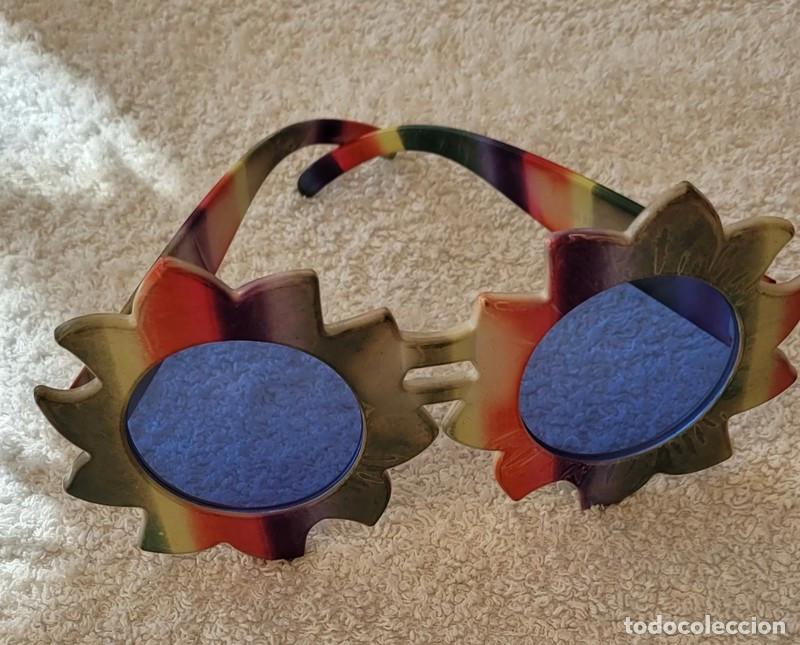 Antig&uuml;edades: Gafas de sol lgtbi colores iris - Foto 1