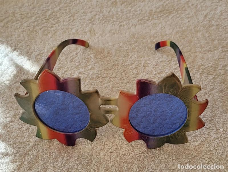 Antig&uuml;edades: Gafas de sol lgtbi colores iris - Foto 2