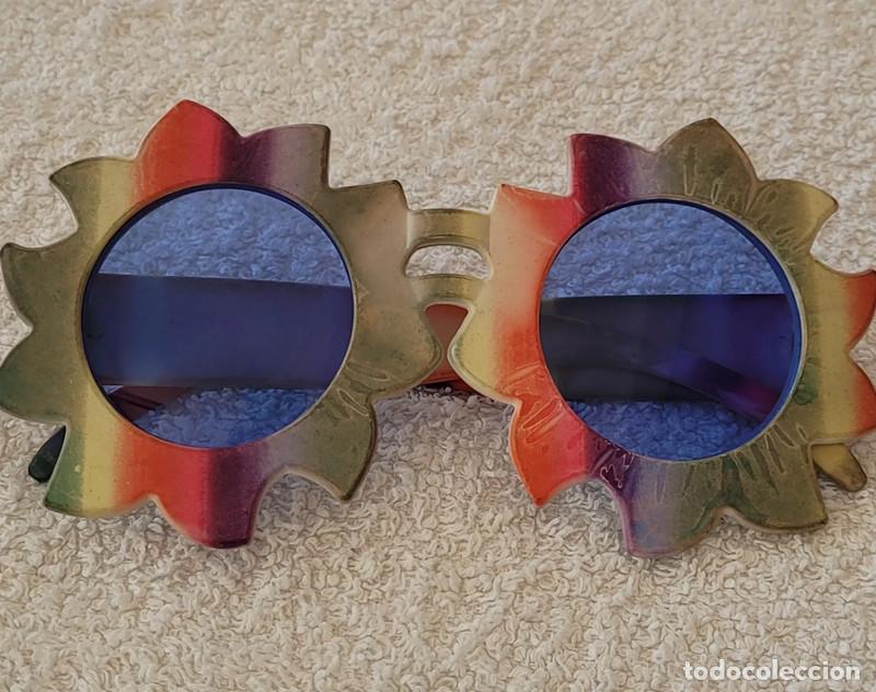 Antig&uuml;edades: Gafas de sol lgtbi colores iris - Foto 3